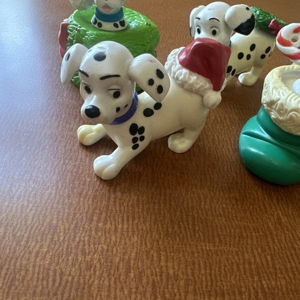 Vintage 1996 Disney 101 Dalmatians‎  Happy Meal Christmas Collectors Figures